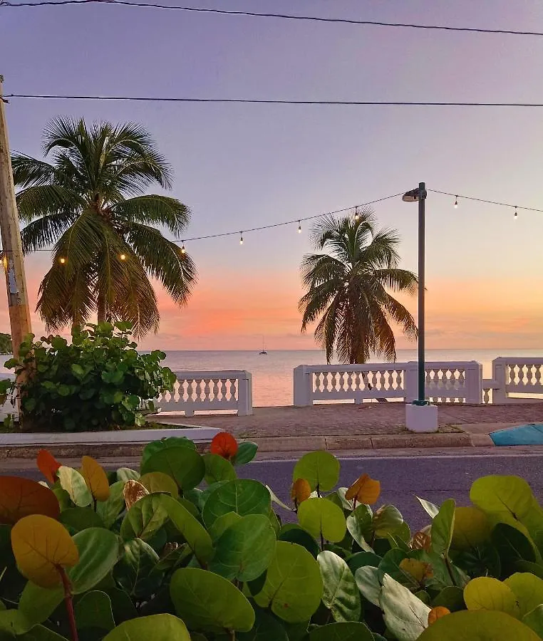 Hostel Waterside Inn Vieques
