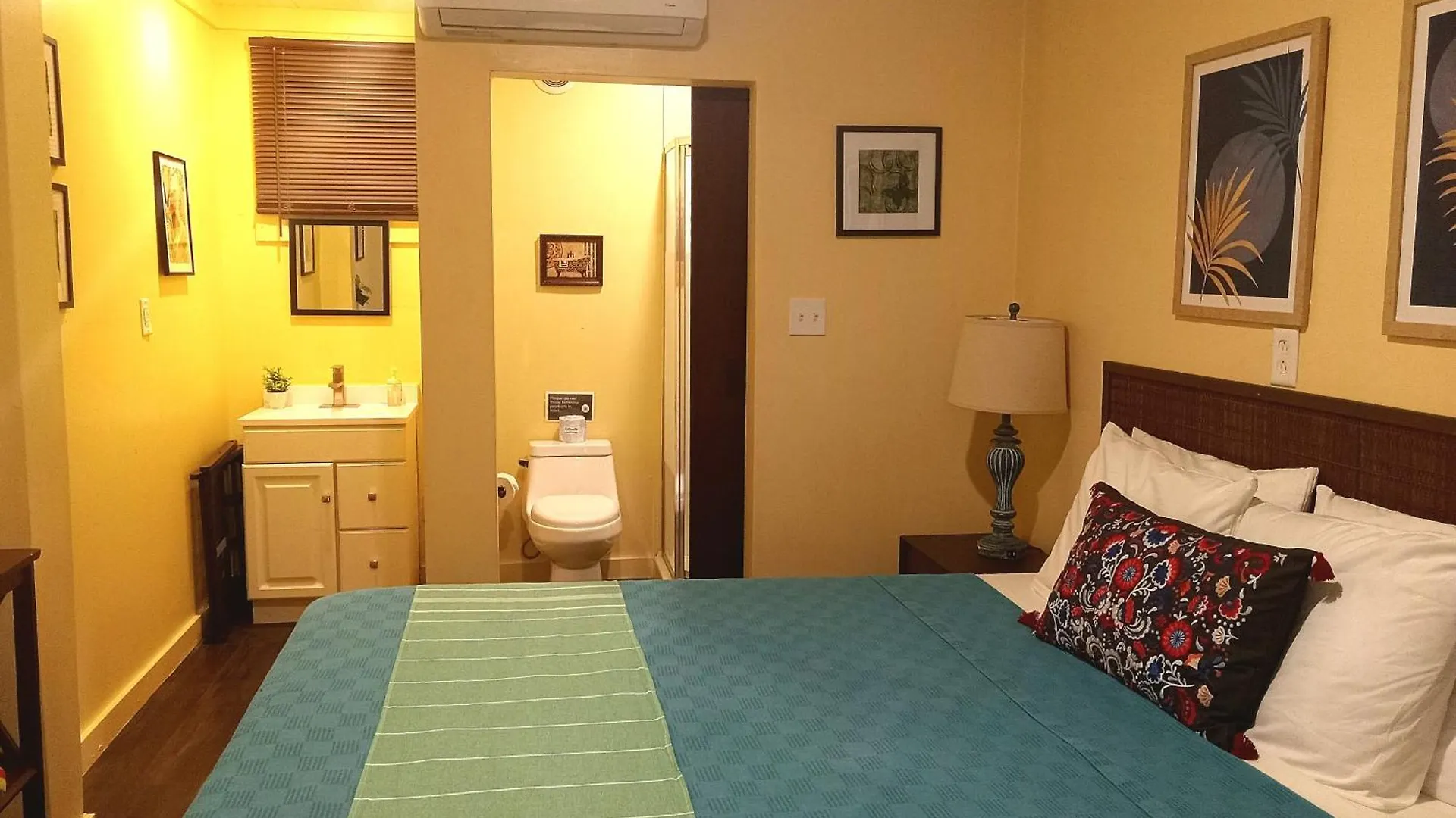 Waterside Inn Vieques