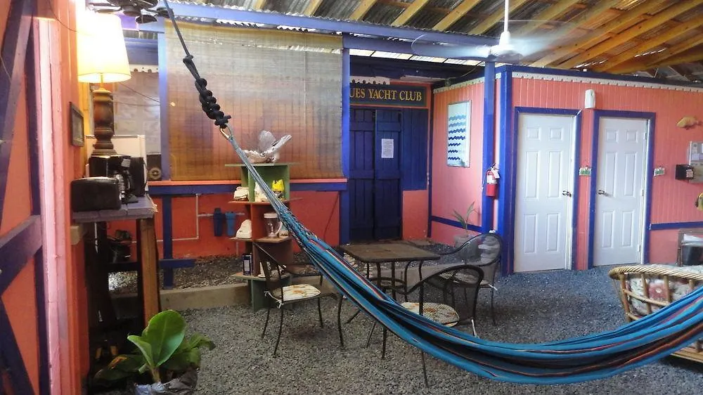 Hostel Waterside Inn Vieques